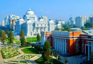 中央アジアでのツアー　トルクメニスタン－ウズベキスタン－キルギス